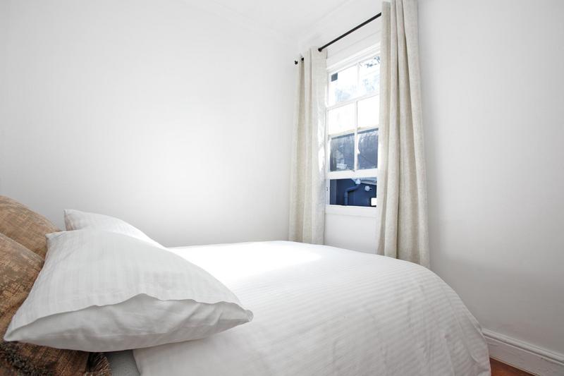 To Let 1 Bedroom Property for Rent in Rosebank Western Cape